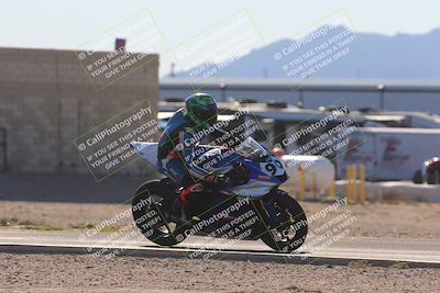media/Mar-23-2025-CVMA (Sun) [[674f32b282]]/Race 17-Formula Middleweight (HOLESHOT)/